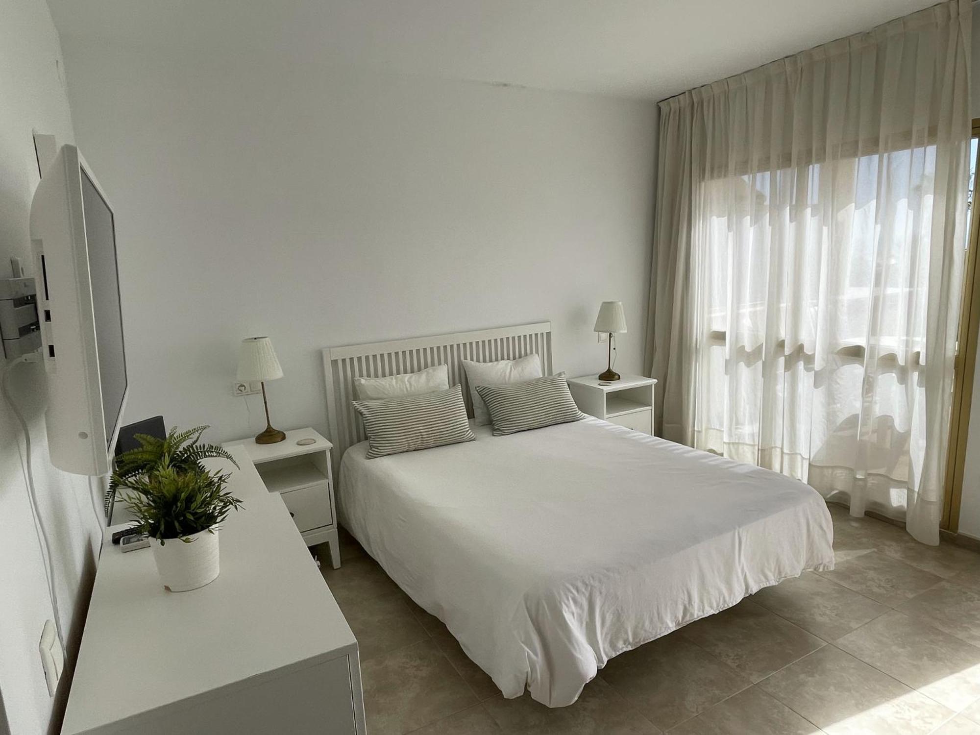 Estudio Con Insuperables Vistas Al Mar: Aparcamiento Marbellac Extérieur photo
